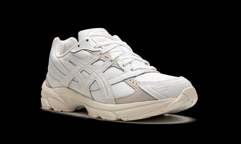 GEL-1130 "Cream Leather"